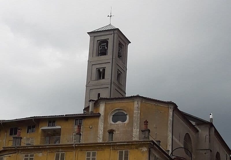 IVREA - Lavori per l'elettrificazione della ferrovia: la ditta dei carotaggi danneggia la chiesa di San Maurizio