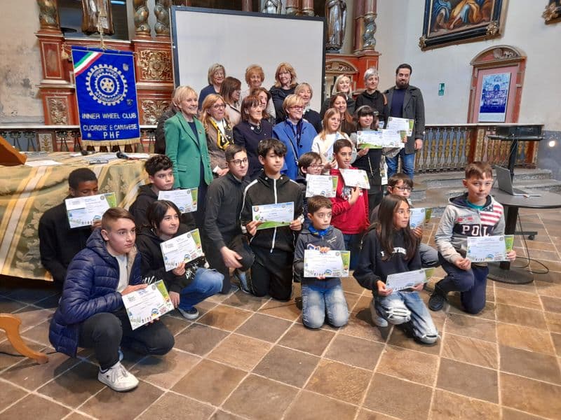 CUORGNE' - Progetto Happy Planet, l'Inner Wheel premia gli studenti - FOTO