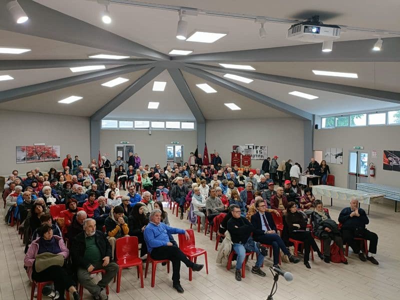 OZEGNA - «Festa dei lavoratori», sala piena per il Primo Maggio organizzato da Soms e Spi Cgil - FOTO