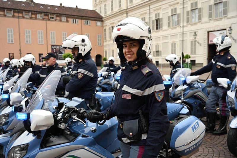 La scorta della Polizia Stradale garantirà la sicurezza della 107esima edizione del Giro d'Italia