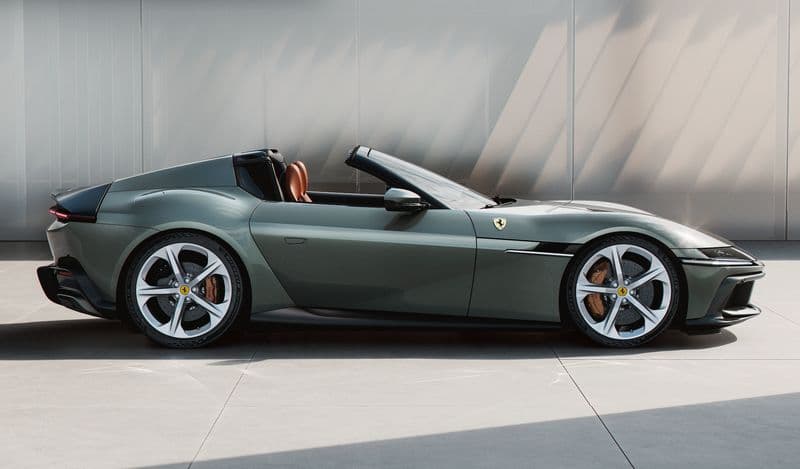 MOTORI - Ferrari 12Cilindri Spider, questione di feeling