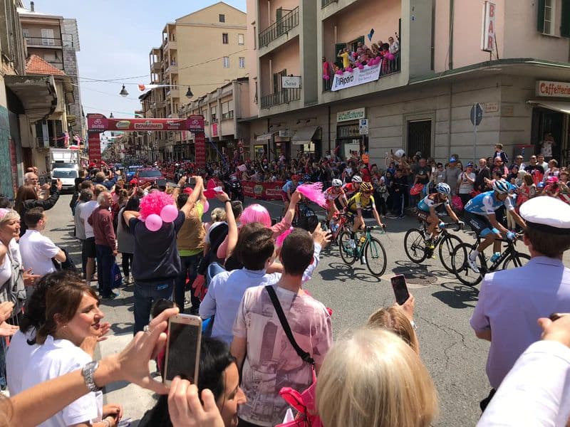 CANAVESE - C'è il Giro d'Italia: tre consigli per non rimanere bloccati nel traffico - ECCO TUTTE LE STRADE CHIUSE COMUNE PER COMUNE