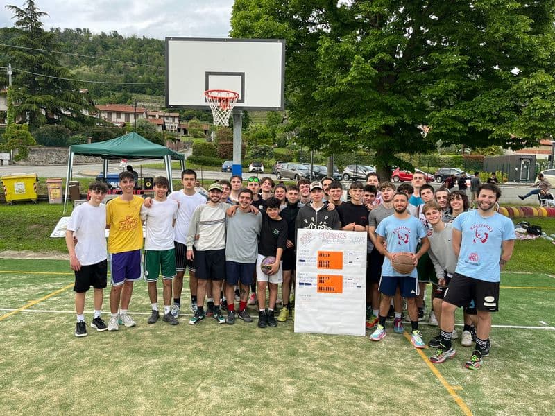 PIVERONE - Inaugurato il nuovo campo da basket: NGL vince il torneo 4 contro 4