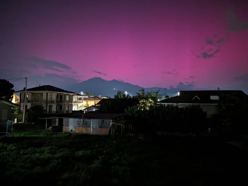 IL CIELO E' ROSA SUL CANAVESE - Ma non era lo spot di un'altra tappa del Giro d'Italia...