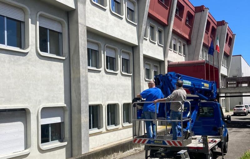 IVREA - Piove dentro l'istituto superiore Giovanni Cena