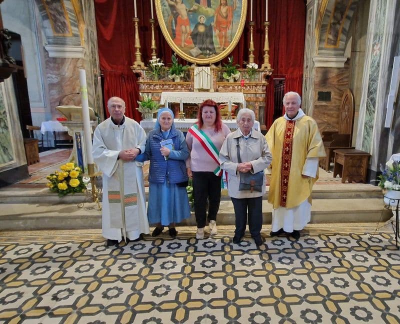 CASTELNUOVO NIGRA - Due coscritte e compagne di scuola si ritrovano 83 anni dopo: l'emozionante storia di suor Maria e Secondina