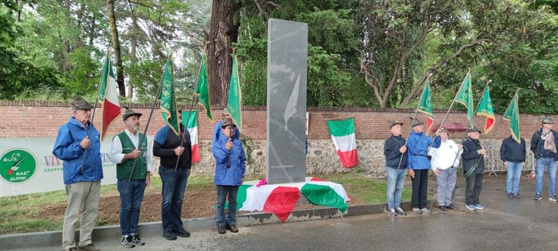 RIVAROLO CANAVESE - Inaugurato il monumento dedicato agli alpini canavesani - FOTO e VIDEO