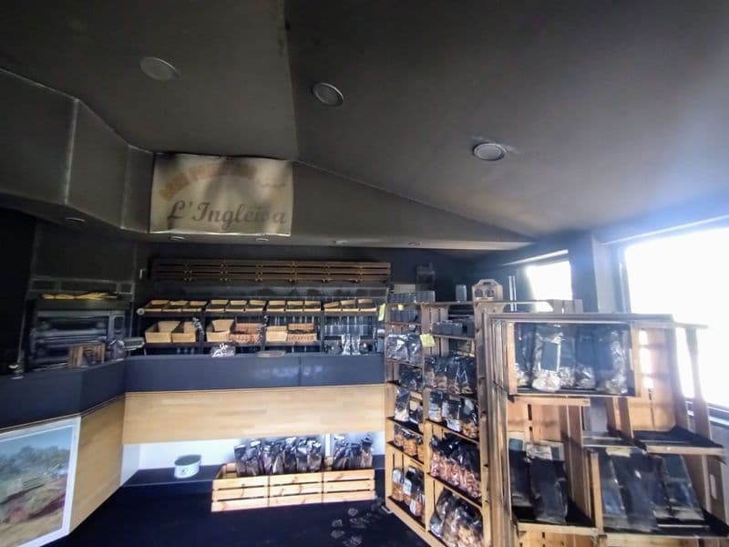 BARBANIA - L'Agripanificio è stato distrutto dalle fiamme: parte la raccolta fondi per aiutare i titolari a riaprire l'attività