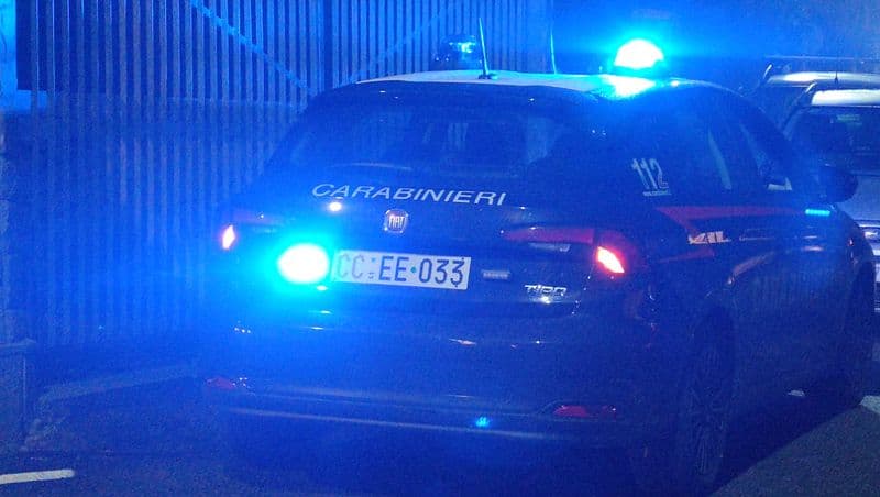 BRANDIZZO - Furti in tabaccheria, 17enne fermato dai carabinieri dopo il colpo