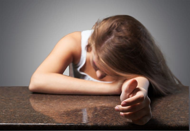 CANAVESE - A 14 anni costretta a prostituirsi per volere del padre: una storia agghiacciante