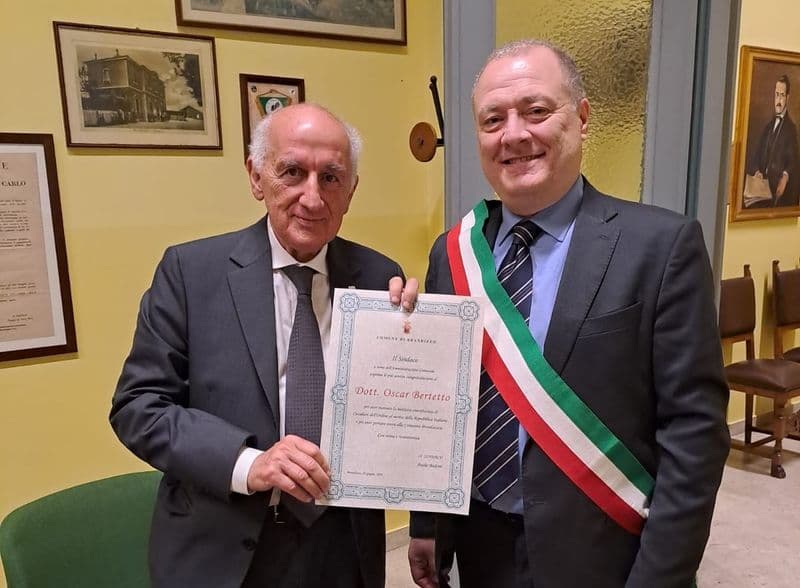 BRANDIZZO - L'oncologo Oscar Bertetto è Cavaliere della Repubblica - FOTO