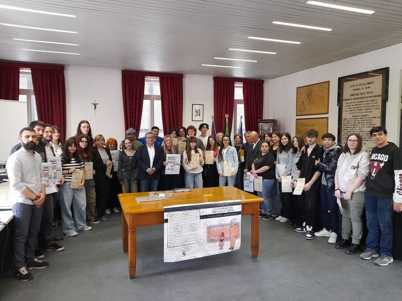 CASTELLAMONTE - Il valore della libertà nella graphic novel sulla storia di Lidia Maksymowicz: premiati gli studenti del Faccio - VIDEO