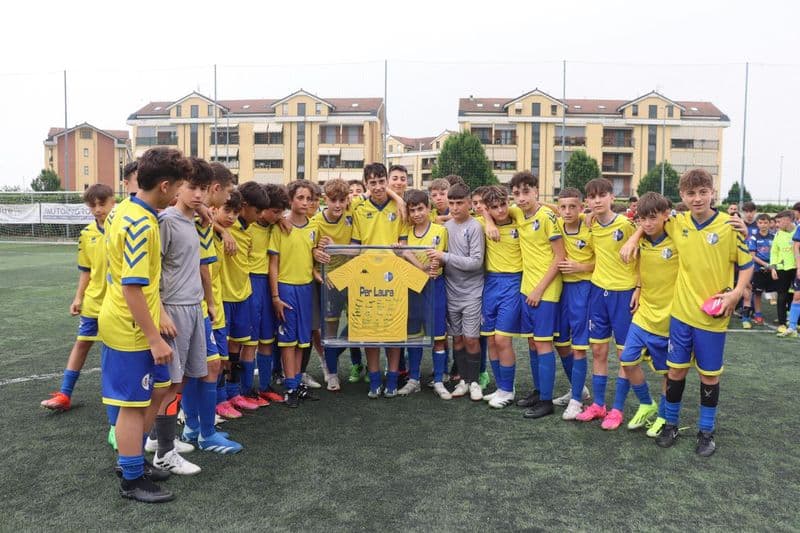 BORGARO - Gol ed emozioni al primo torneo di calcio in ricordo della piccola Laura Origliasso - FOTO