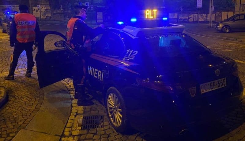 BOLLENGO - Rapina in villa, proprietario di casa legato e derubato: in azione tre ladri armati di pistole