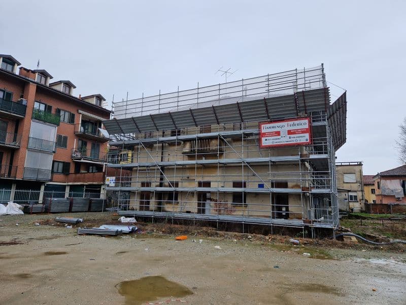 CHIVASSO - Lavori all'ex Cinecittà e alla linea elettrica: ecco tutte le modifiche alla circolazione - FOTO