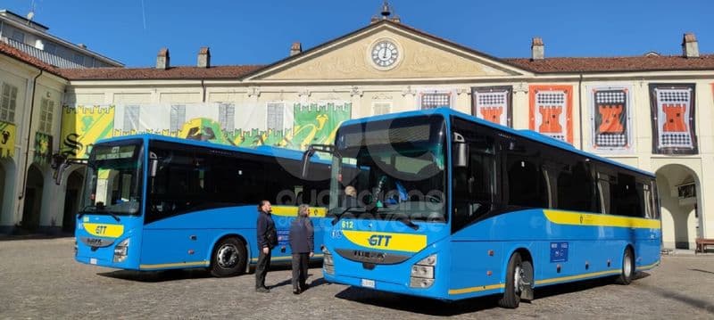 CANAVESE - Dal primo luglio aumenta il costo dei biglietti per chi viaggia in autobus e treno