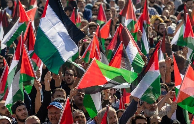 IVREA - Via libera del Consiglio comunale al riconoscimento della Palestina
