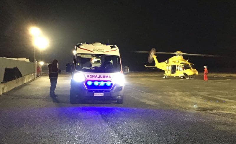 RIVAROLO CANAVESE-OZEGNA - Incidente alla curva del Bogo, motociclista di 48 anni trasportato in elicottero al Cto