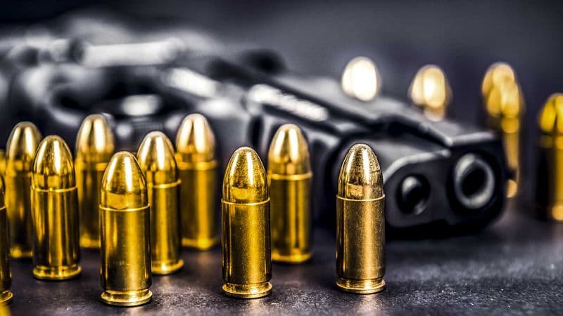 STATI UNITI - Mancano le munizioni per la strage? Niente paura, arrivano i distributori automatici