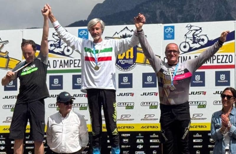 FRONT CANAVESE - Rock Bike Team, Angelo Fuccio terzo ai campionati italiani di Downhill - FOTO