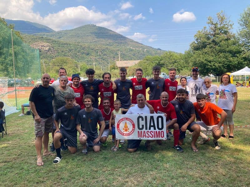 CUORGNE' - Il torneo di calcio a 5 dedicato al vigile del fuoco Massimo Viglierco - FOTO