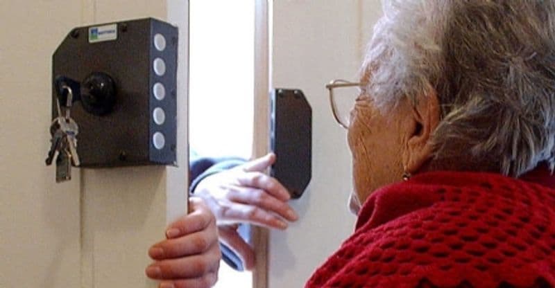 PRATIGLIONE-PRASCORSANO - Falsi tecnici Enel in azione in paese: è allarme furti e truffe