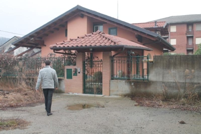 CUORGNE' - Dalla Regione 33mila euro per il progetto sociale di emergenza abitativa nell'ex villa del boss