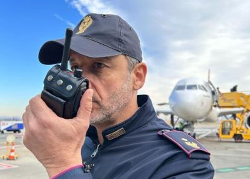 CASELLE - Continuano i rimpatri di stranieri pregiudicati dall'aeroporto: cinque solo nella prima settimana di agosto