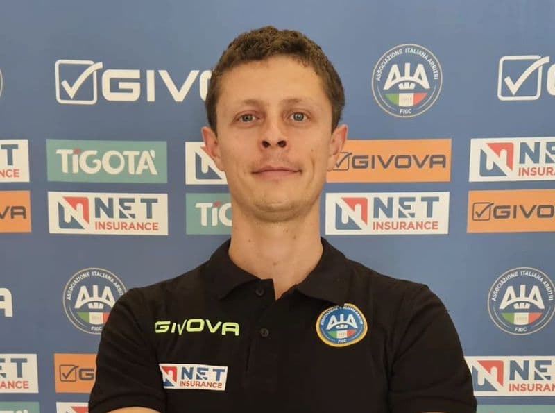 IVREA - Calcio, l'arbitro eporediese Gabriele Restaldo designato per Benevento-Potenza di Coppa Italia