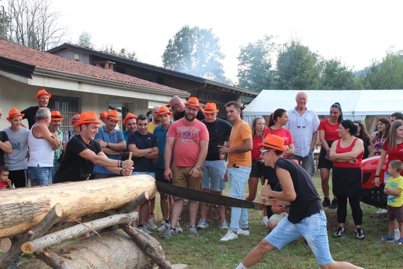 CASTELLAMONTE - Un successo la festa dell'uva di Campo Canavese - FOTO e VIDEO
