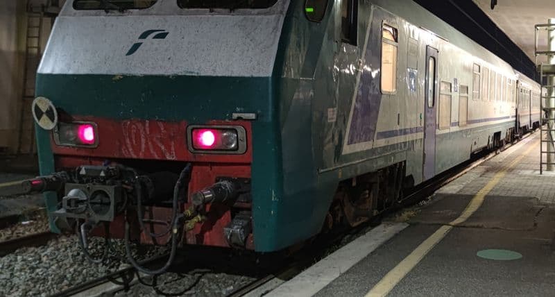 DRAMMA A TORRAZZA PIEMONTE - Persona investita da un treno vicino alla stazione: morta sul colpo