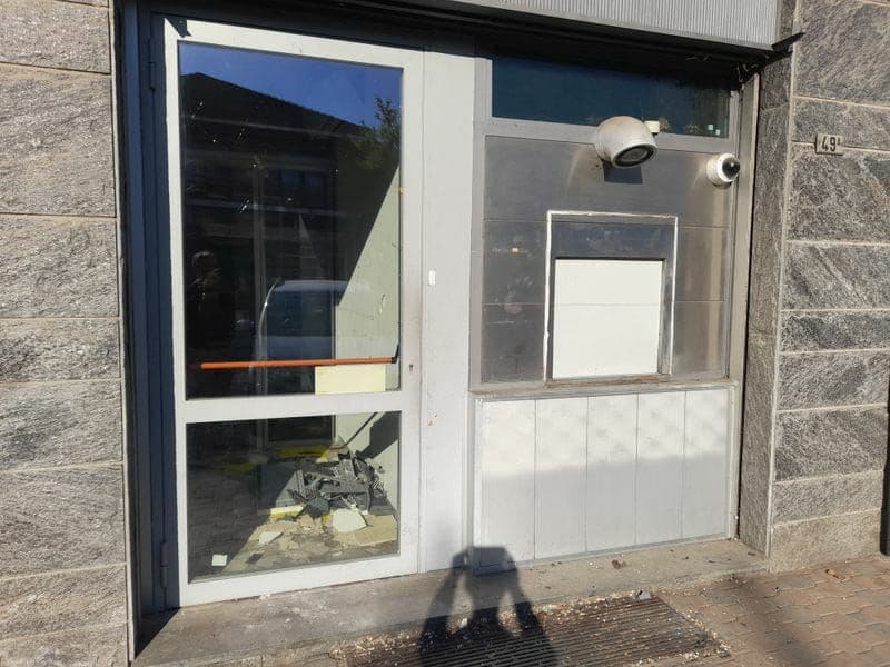 SAN GIUSTO CANAVESE - Il sindaco Giosi Boggio denuncia l'assenza del bancomat: «Una situazione insostenibile»