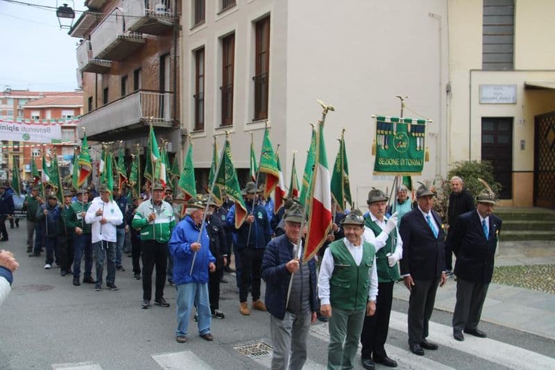 FAVRIA - Gli Alpini hanno festeggiato il centenario: una grande storia da raccontare - FOTO