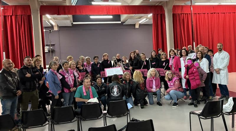 STRAMBINO - La pioggia non ha fermato la «domenica in rosa» - FOTO