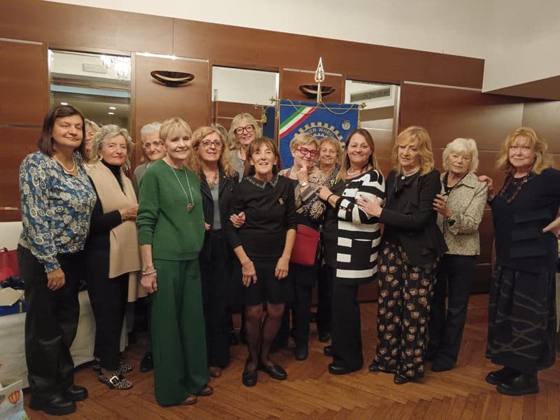 CASTELLAMONTE - Burraco e solidarietà, successo per l'Inner Wheel