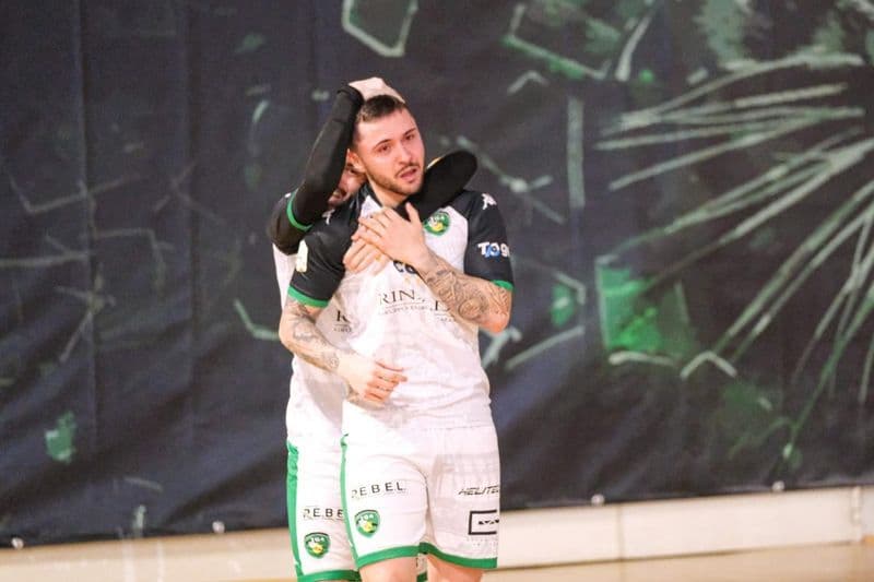 LEINI' - Calcio a 5, il Pala Maggiore è un fortino inespugnabile: terza vittoria di fila per L84 - FOTO