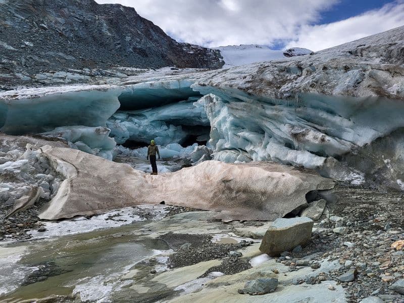 GRAN PARADISO - Caldo, neve, erosione: ecco come se la passano i ghiacciai del Parco più antico d'Italia