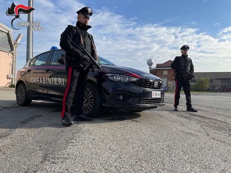 IVREA-AZEGLIO - Sequestro di persona, botte e minacce: quattro giovani canavesani in arresto