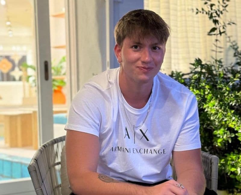 IVREA - Venerdì in Duomo l'ultimo saluto ad Alex Barile, morto a 17 anni in un incidente con la moto