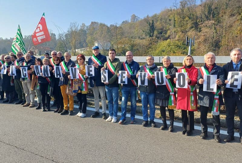 PONTE PRETI - Giglio Vigna: «Città metropolitana non deve andare sul Ponte ma al Ministero»