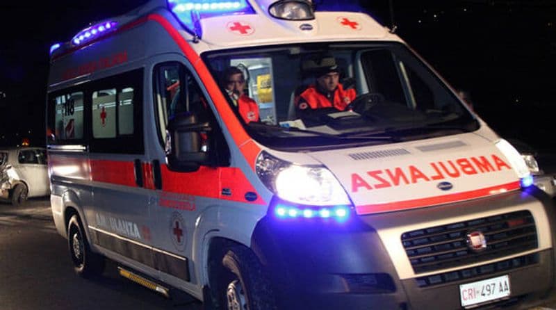 CHIVASSO - Auto contro moto in frazione Boschetto: 16enne ricoverato in ospedale