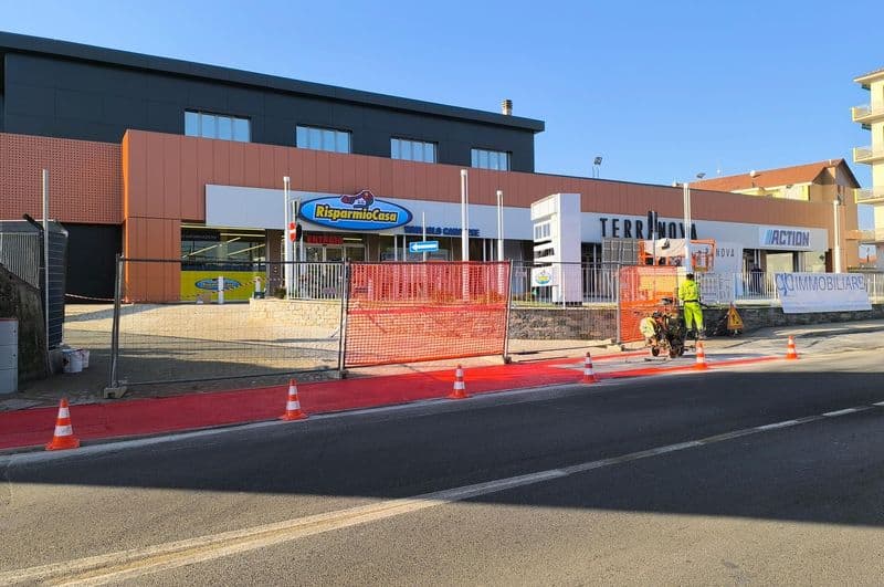RIVAROLO CANAVESE - Apre il nuovo centro commerciale di corso Torino con Risparmio Casa, Action e Terranova