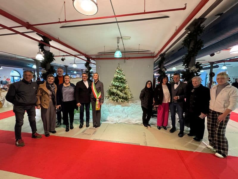 CUORGNE' - La magia del Natale fa tappa in Manifattura con «Un dono mille idee» - FOTO