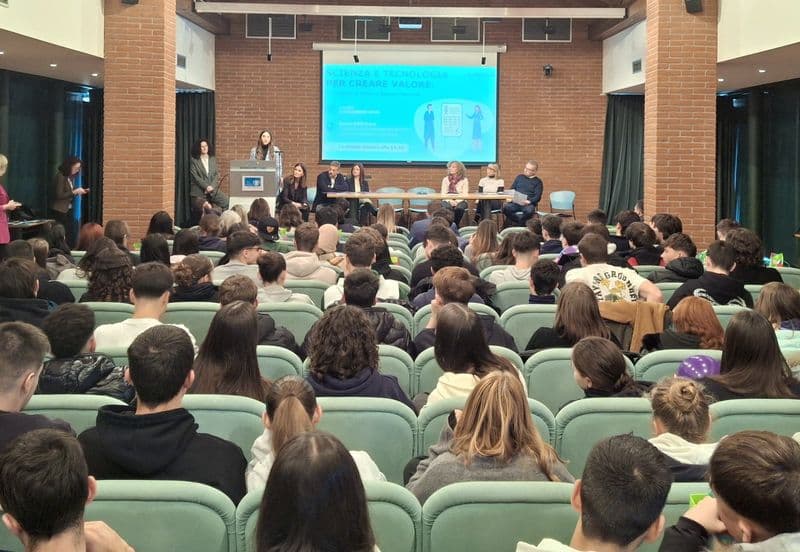COLLERETTO GIACOSA - Il centro ricerca Merck incontra i ragazzi del Gramsci di Ivrea