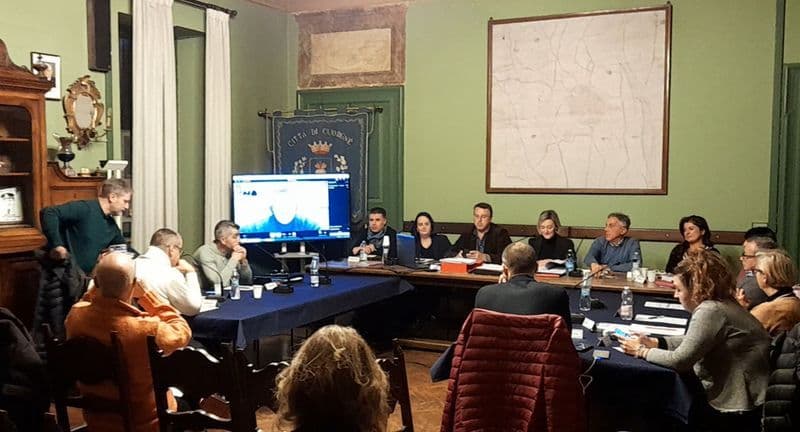 CUORGNE' - Polemica sul Centro anziani, Pieruccini presenta un esposto in Prefettura