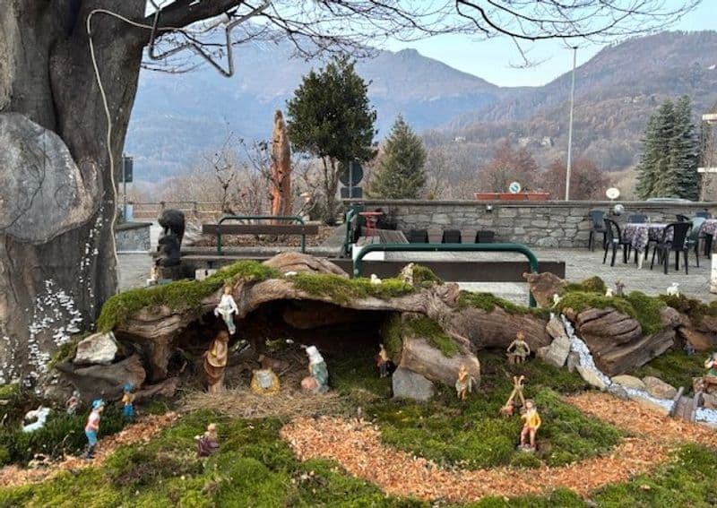 CASTELNUOVO NIGRA - Fate i presepi, non fate la guerra - FOTO