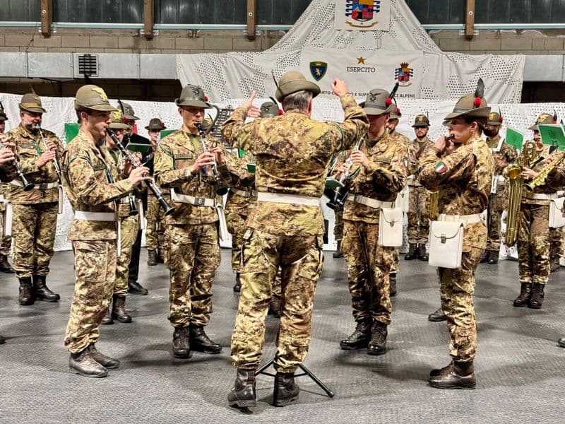 RIVARA - Un successo il concerto della Fanfara Taurinense: raccolti 1160 euro per Rebecca - FOTO