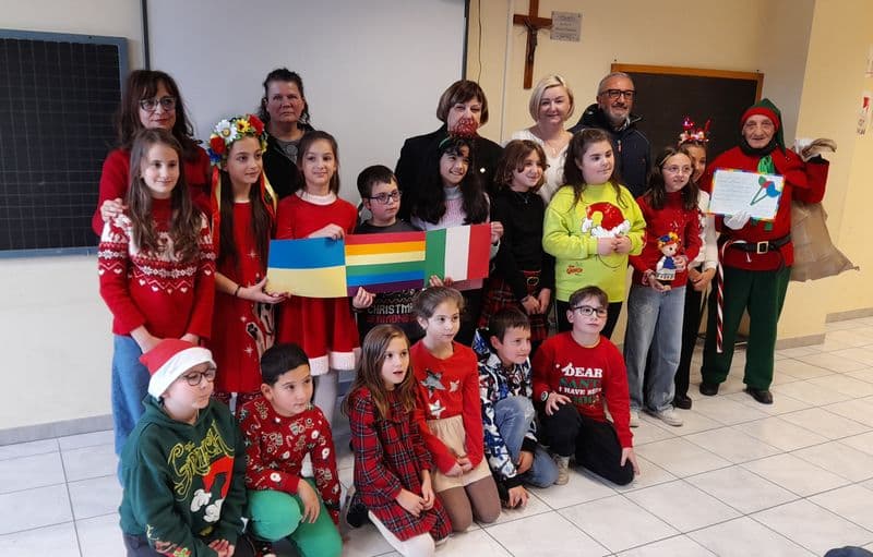 CASTELLAMONTE - Per la pace e la libertà, gli studenti incontrano la sindaca ucraina Iryna Karabut - FOTO