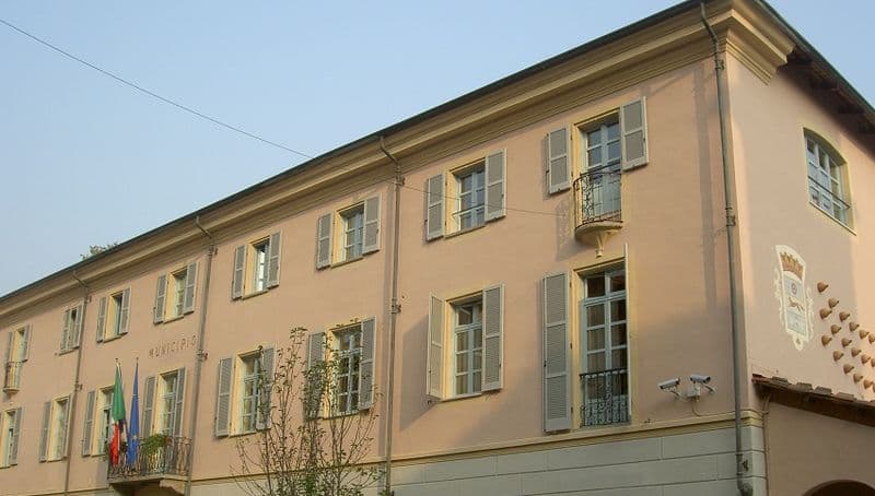 VOLPIANO - Bilancio: le spese maggiori per scuola, trasporti e sociale