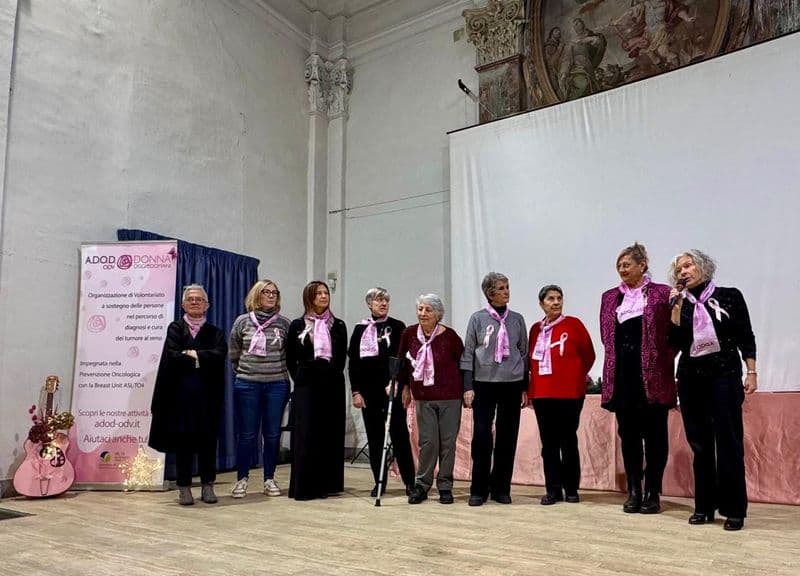 PAVONE - «Il dono di Natale»: musica e solidarietà per sostenere la lotta contro il tumore al seno - FOTO